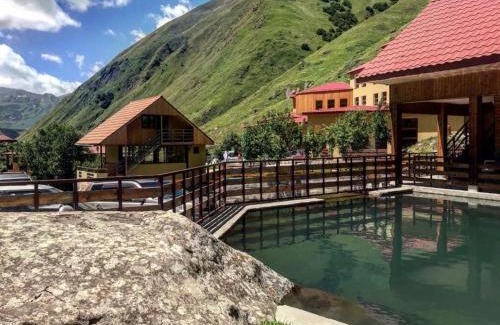 Juta Hotel | River house