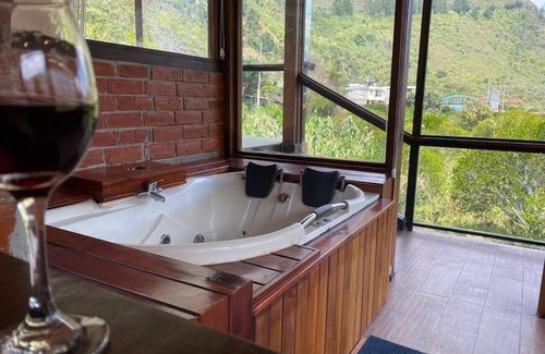 Banos de Agua Santa Casa | River House II