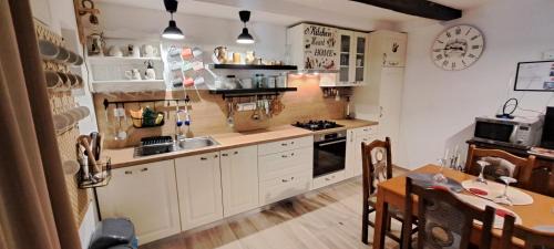 Marindol Apartamento | RIVER KOLPA APARTMENT, Griblje ob reki Kolpi