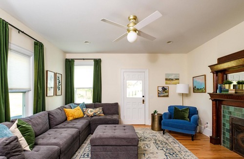 Bridgewater Casa | River Mill House -Riverside Historical Home in the beautiful Shenandoah Valley