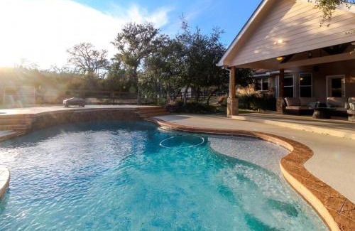 Wimberley Casa | River Mountain Retreat