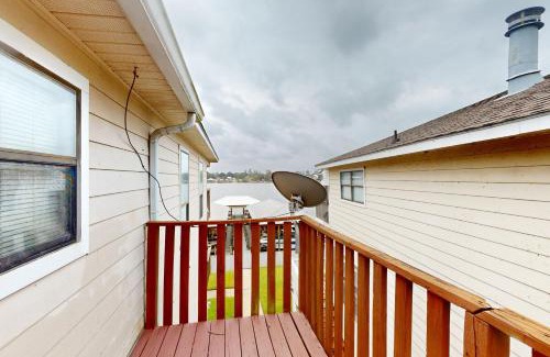 New Roads Casa | River on the Pointe