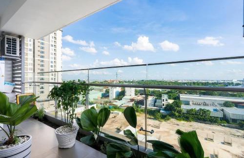 District 7 Apartamento | River Panorama - Free Gym & Sauna & Pool