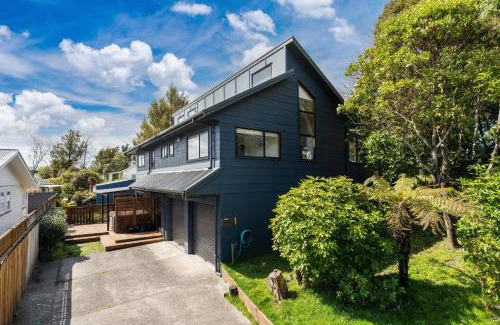 Turangi Casa | River Retreat, pets, Wi-Fi