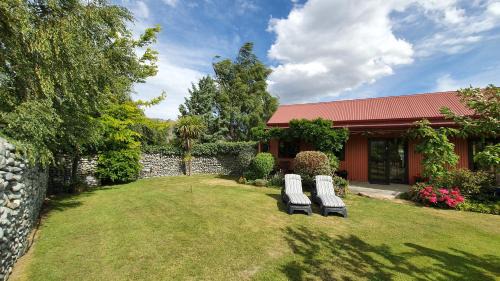 Lowburn Casa | River Rock Estate