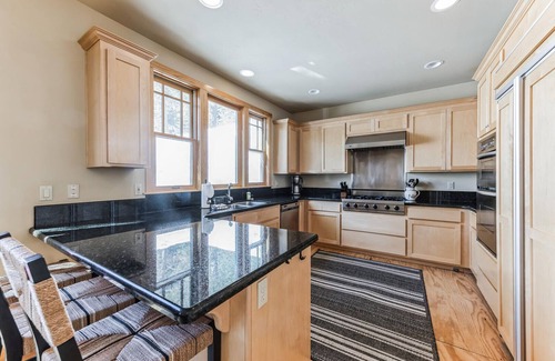 Lake Tahoe Casa | River Run Mountain Townhome