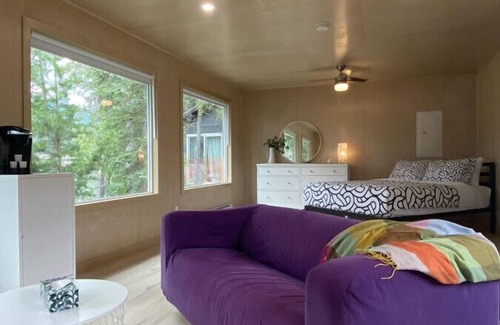 Clearwater Cabina | River's Edge Retreat | Slate Glamping Cabin