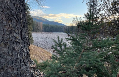 Clearwater Casa | River's Edge Retreat | RV Site 4- Full Service