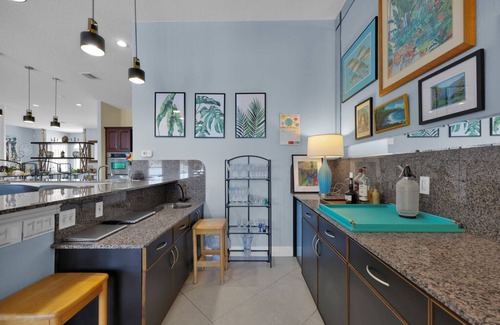 Wesconnett Casa | "River Sanctuary"--Pool Home on River frontage-- 4000 sq. ft. Sleeps 8