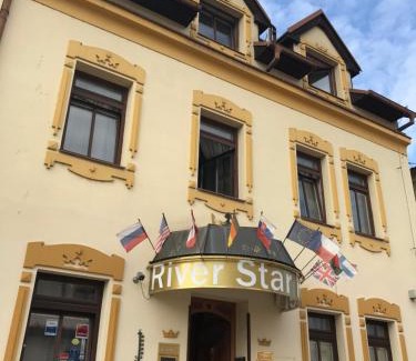 Prague 4 Hotel | River Star Hotel