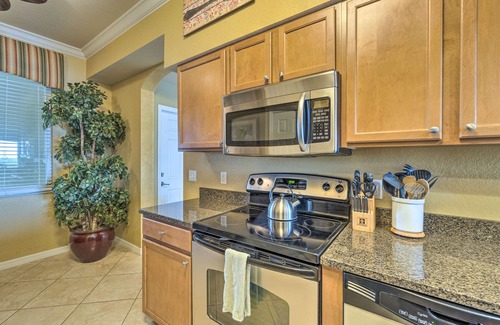 Braden River Condominio | River Strand Country Club Condo w/ Pool Access!
