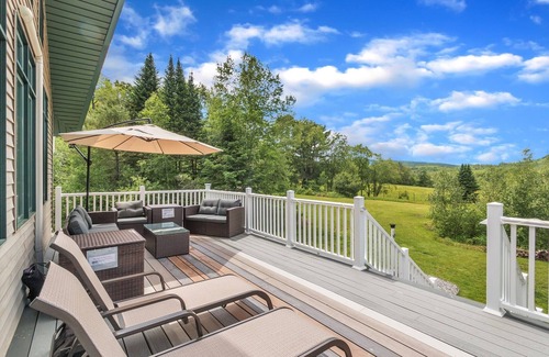 Rumford Center Casa | River Valley Sunset Home – Cozy & Calm, 20 Min to Sunday River, Bethel & Newry