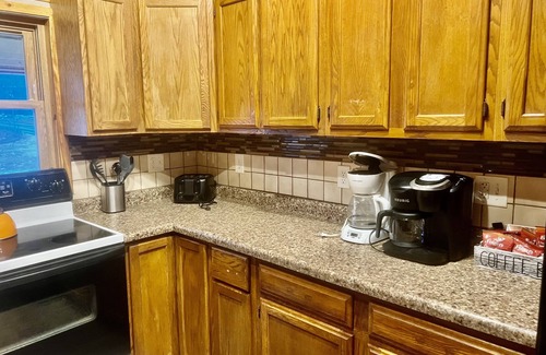 Eastman Apartamento | River View 3 bedroom/2bath top level apartment