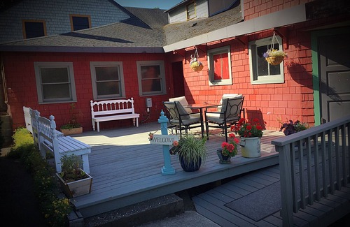 Carrolls Casa | River View Apartment and Event Space