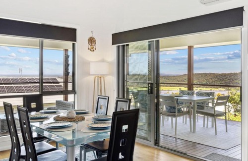 Maclean Casa | River View Beach Hub