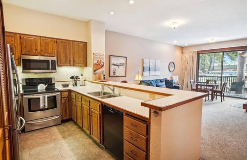 Tahoe City Condominio | River View one Bedroom Condo