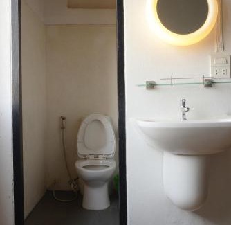 Talat Noi Casa | River View Residence