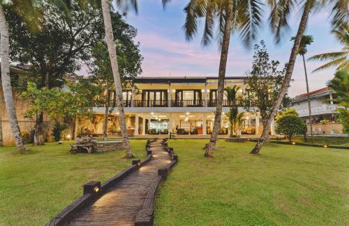 Darga Town Cabina | River View Villas