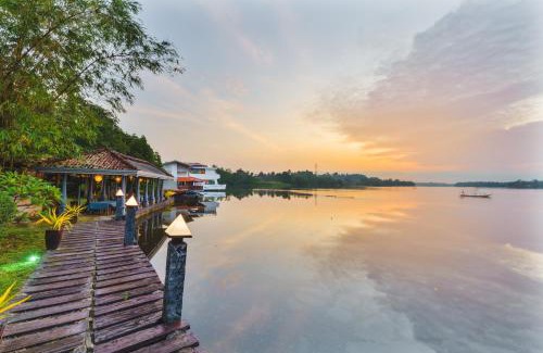 Darga Town Cabina | River View Villas