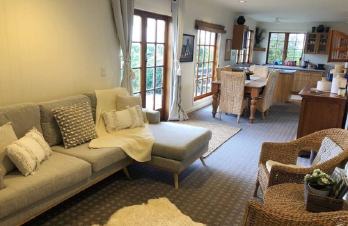 Blenheim Cabaña | Riverbank Cottage