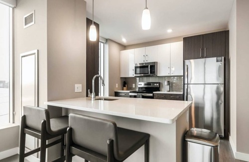 Indianapolis Apartamento | Riverbend 2BD 3 - Dos Habitaciones Piso, Capacidad 4