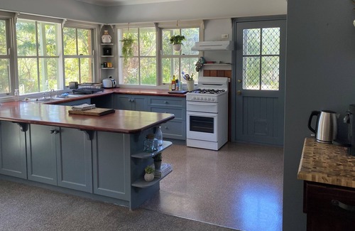 Yea Cabaña | Riverbend Cottage is perfect for couples.