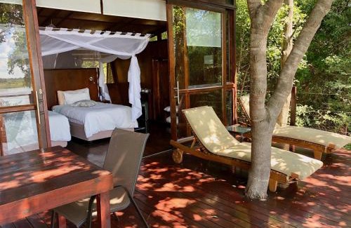 Angola Cabina | RiverDance Lodge