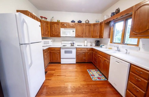 Gauley Bridge Cabaña | Riverfront Cottage on the New River Dries