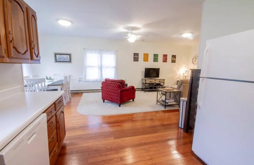 Gauley Bridge Cabaña | Riverfront Cottage on the New River Dries