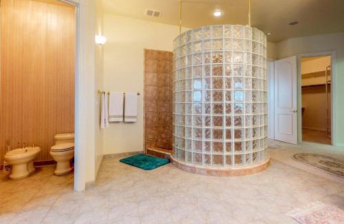 Florence Casa | Riverfront Estate