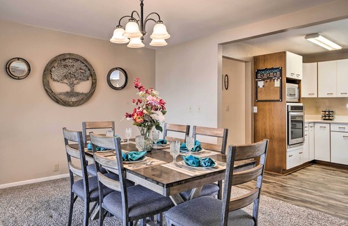 Los Fresnos Casa | Riverfront Family Home: Yard, Orchard, Dock!