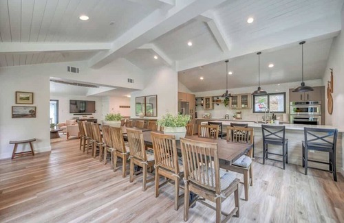 Canyon Lake Casa | Stunning Riverfront View with Outdoor Fireplace!