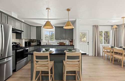 Three Rivers Casa | Riverfront Gateway to Sequoia NP