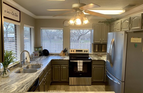 Center Point Casa | Riverfront House en Guadalupe-3BR W / Opt 4BR -Texas Hill Country-Day's Away House