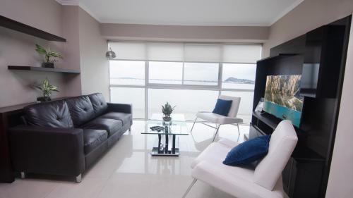 Las Penas Apartamento | Riverfront I 1, piso 4, suite vista al rio, Puerto Santa Ana, Guayaquil