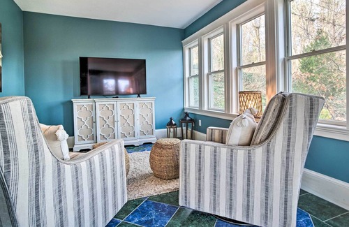 Kingston Casa | Riverfront Kingston Home w/ Deck & Fire Pit!