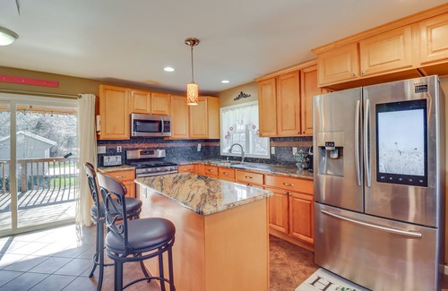 Kresgeville Casa | Riverfront Kresgeville Getaway Near Blue Mountain!
