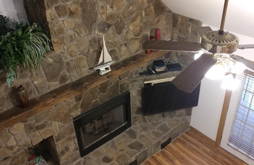 Luray Cabina | RIVERFRONT, gran propiedad privada, cerca de la ciudad de Lura