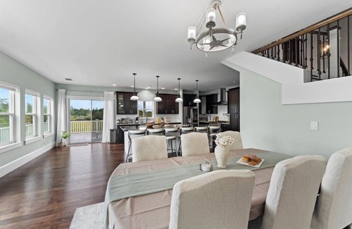 Northside Casa | Riverfront Luxury - Gym, Game Room, Pet-Friendly