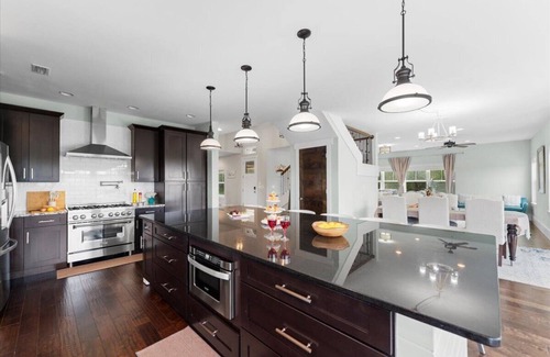Northside Casa | Riverfront Luxury - Gym, Game Room, Pet-Friendly