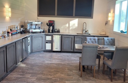 Camden Casa | Riverfront Property - HOUSE & SUITE - Faith Based