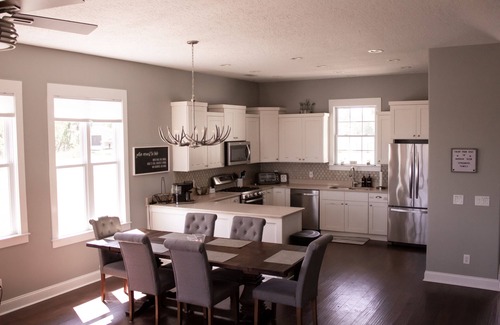 Camden Casa | Riverfront Property - HOUSE & SUITE - Faith Based