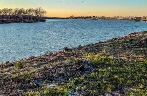 Matagorda Alquiler De RV | Riverfront RV Spot #2