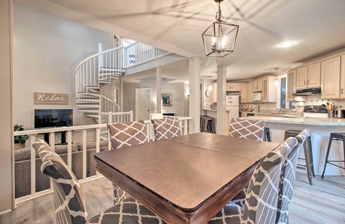 Savannah Casa | Riverfront Savannah Getaway w/ Pool & Dock!