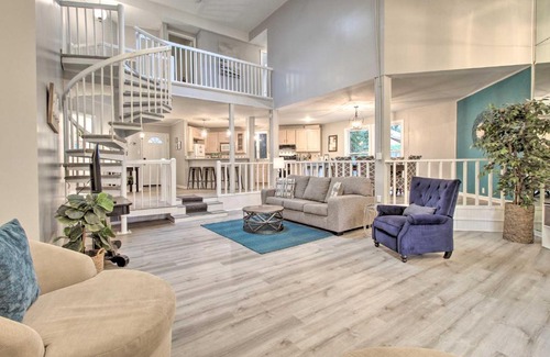 Savannah Casa | Riverfront Savannah Getaway with Pool and Dock!