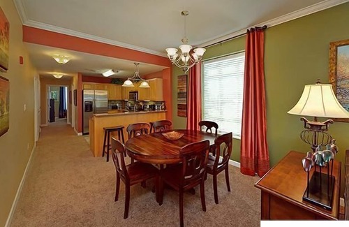 Sevierville Condominio | A orillas del río 3 BR Luxury Condo / Perfect Location / cerca de Tanger / 2 BR también vrbo # 859465