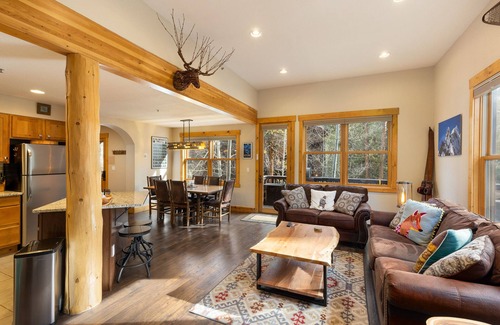 Keystone Casa | Riverfront Townhome/On Shuttle Route to Slopes/Hot Tub Access