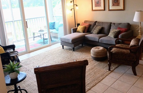 Darien Condominio | RIVERFRONT VILLAGE MARSH VIEW 3 BEDROOM, 3 BATH CONDO WITH BOAT SLIP
