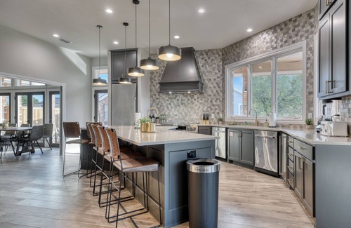 New Braunfels Casa | RiverHaus Retreat at Gruene | 7 Bed, 7.5 Bath