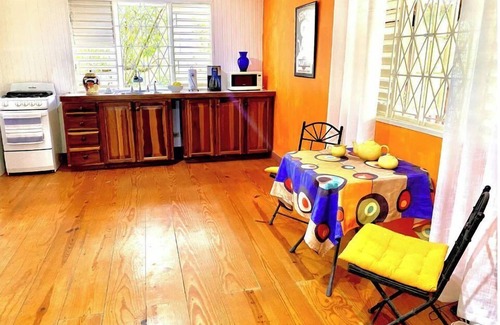Kingston Villa | Riverhouse Villa 6Bed 5Bath/Pool